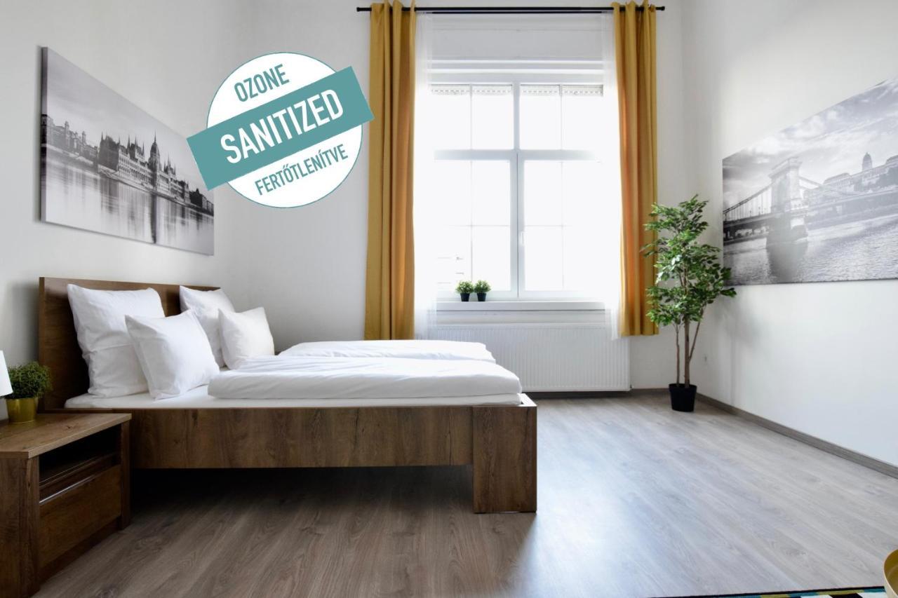 Standard Apartment By Hi5 - Bazilika Suite Budapest Eksteriør billede