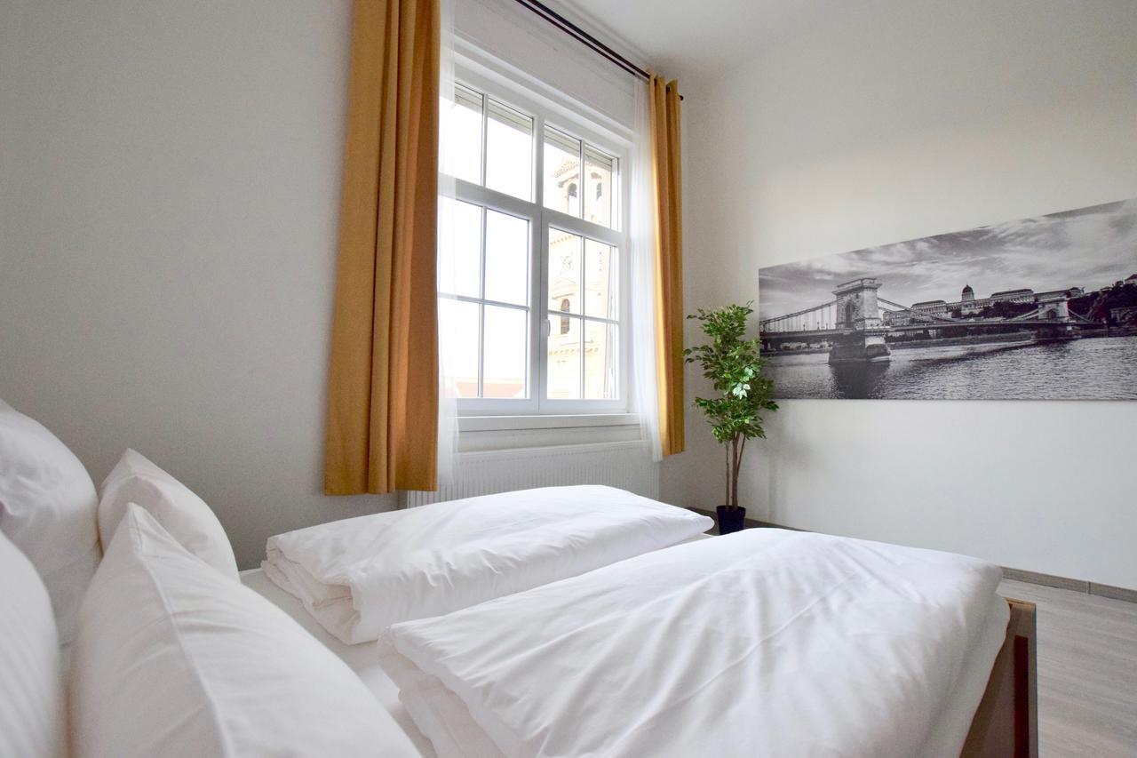 Standard Apartment By Hi5 - Bazilika Suite Budapest Eksteriør billede