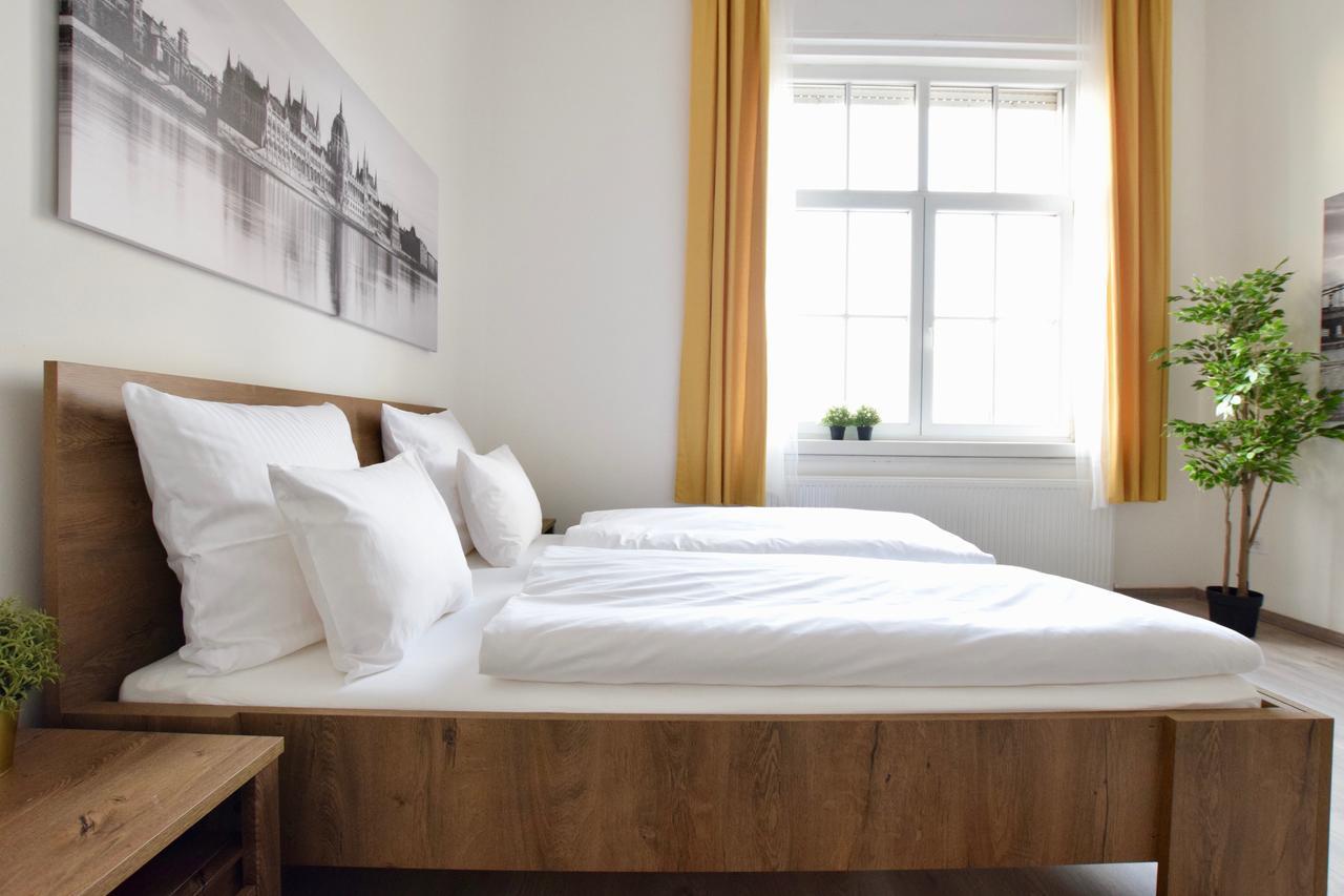Standard Apartment By Hi5 - Bazilika Suite Budapest Eksteriør billede